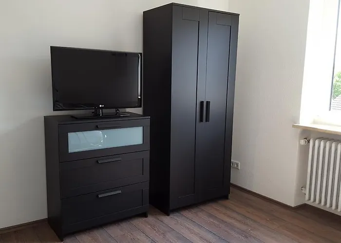 شقة & Gaestezimmer Rixner *