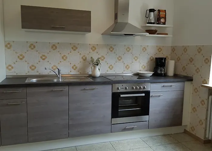 شقة & Gaestezimmer Rixner *