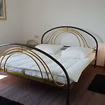 公寓 & Gaestezimmer Rixner 希尔波尔特施泰因
